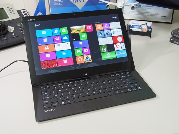 Sony Vaio Duo 13 - Windows 8 Tablet Slider